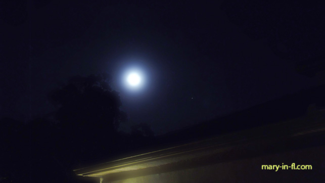 The full moon and Mars 07-27-2018